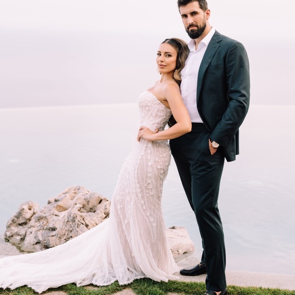 Dany Tabet Wedding Dress - Picture 3 of 6